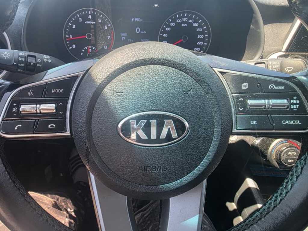 KIA K3 - Vista 9
