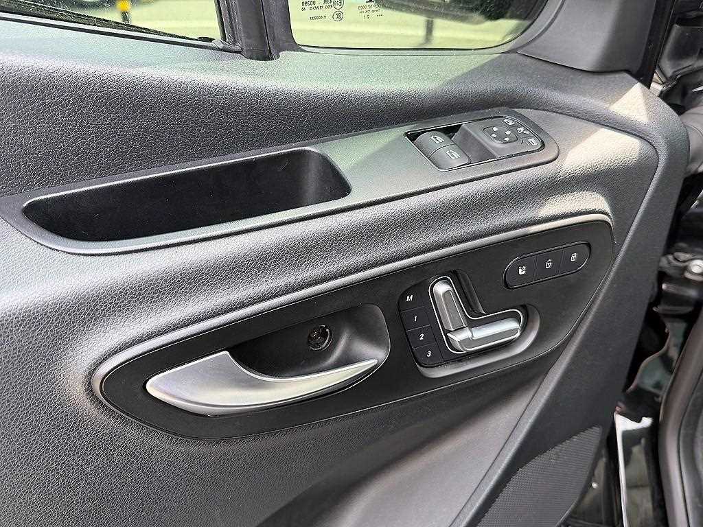 Mercedes Benz Sprinter 2022 Negro - Importación desde Corea - HF Imports Iquique - Foto 13