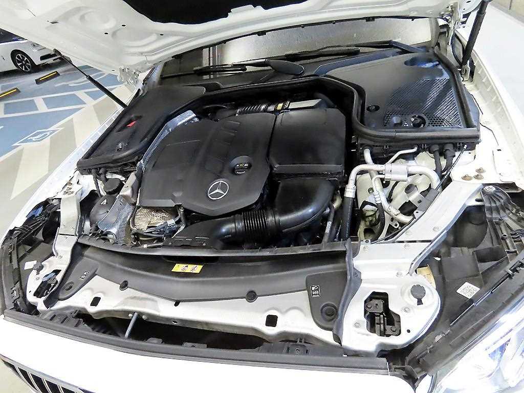Mercedes Benz E class 2019 Blanco - Importación desde Corea - HF Imports Iquique - Foto 19