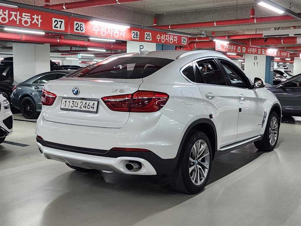 BMW X6 - Vista 4