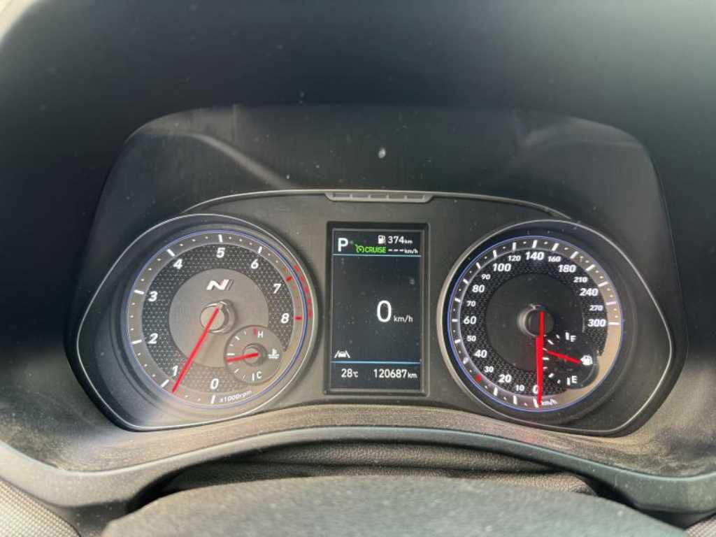 HYUNDAI Veloster - Vista 4