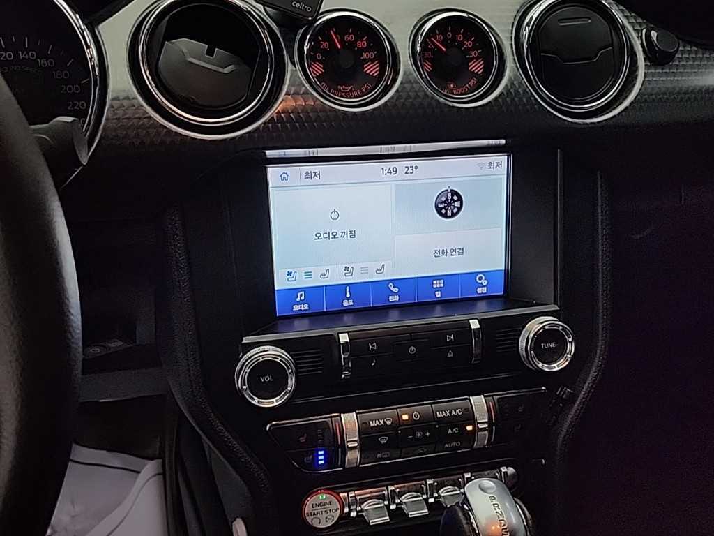 Ford Mustang - Vista 10