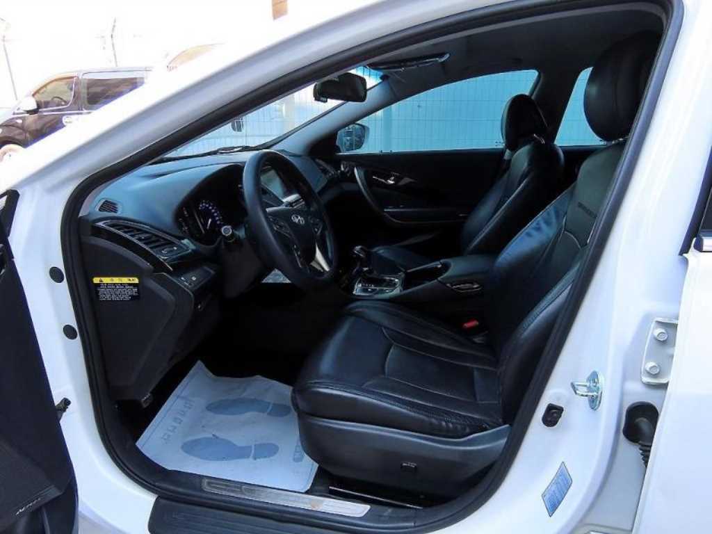HYUNDAI Grandeur - Vista 5