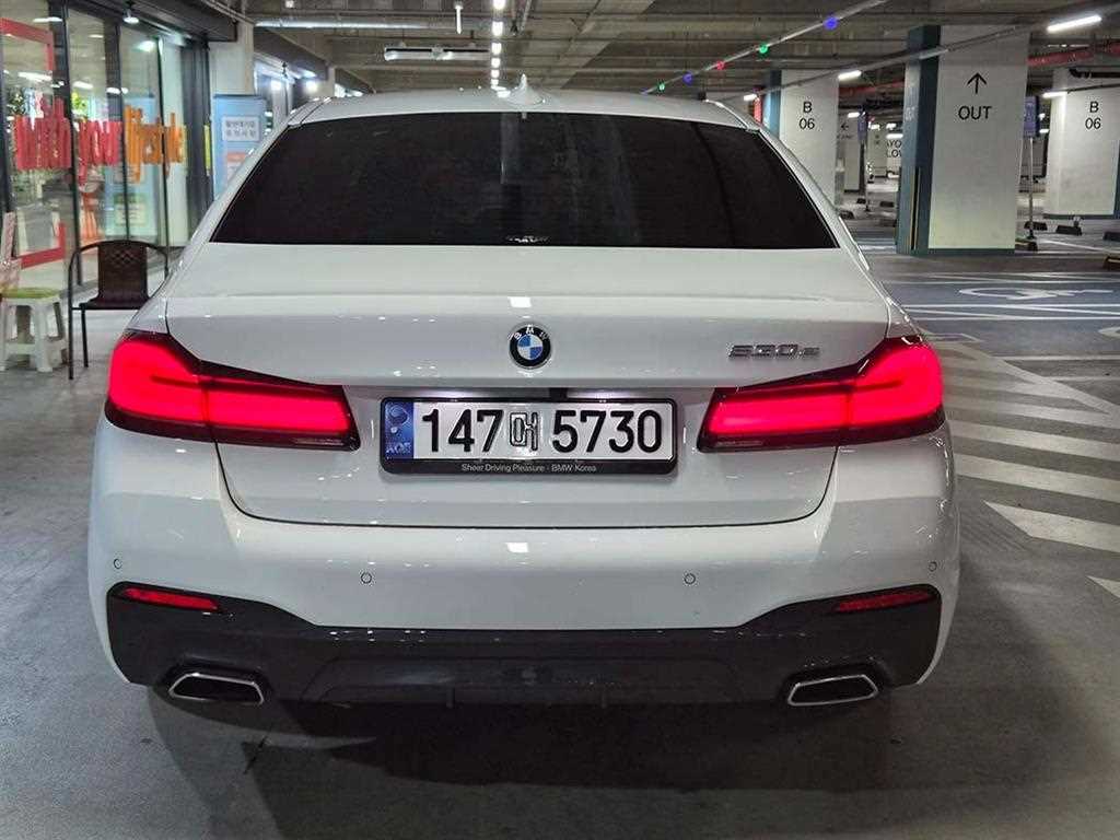 BMW 5 Series - Vista 5