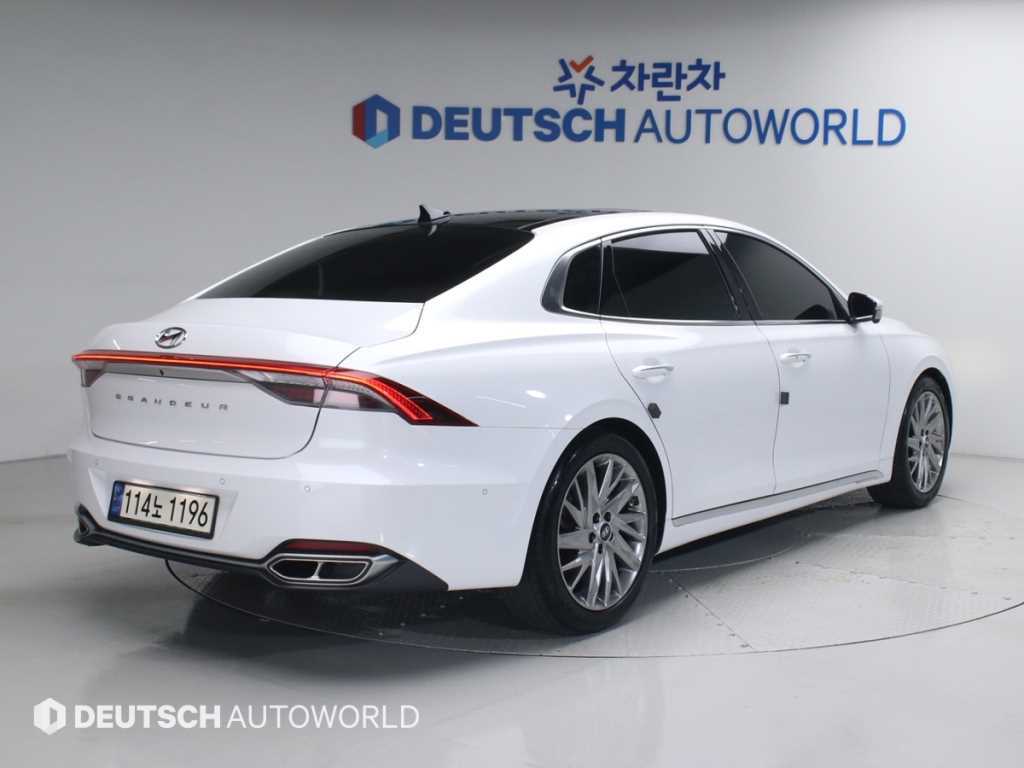 HYUNDAI Grandeur - Vista 2
