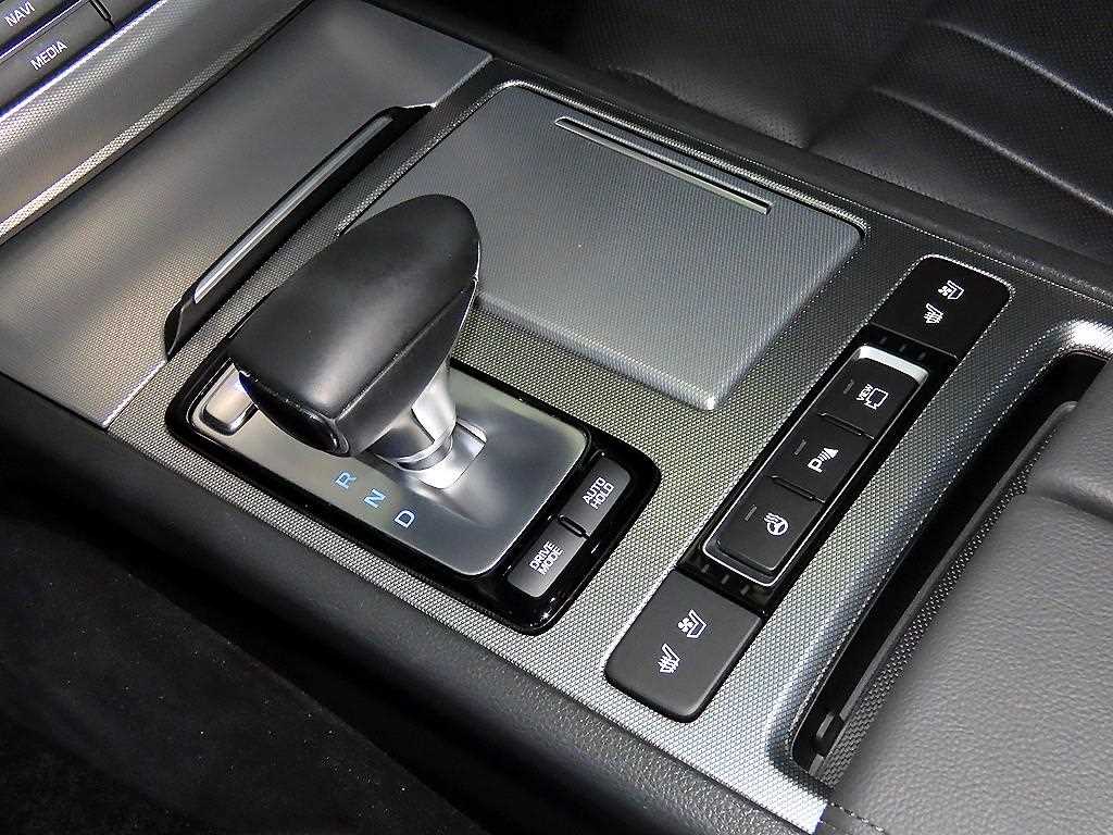 Genesis G80 - Vista 12