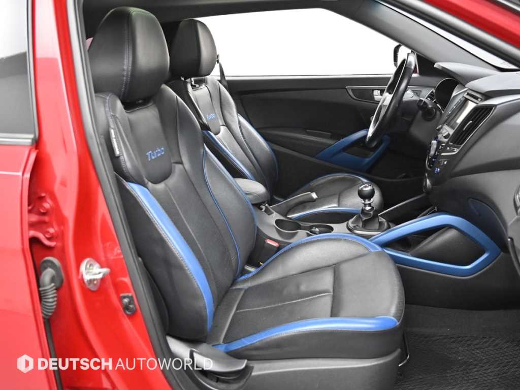 HYUNDAI Veloster - Vista 10