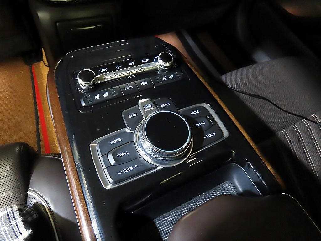 Genesis EQ900 2017 Negro - Importación desde Corea - HF Imports Iquique - Foto 15