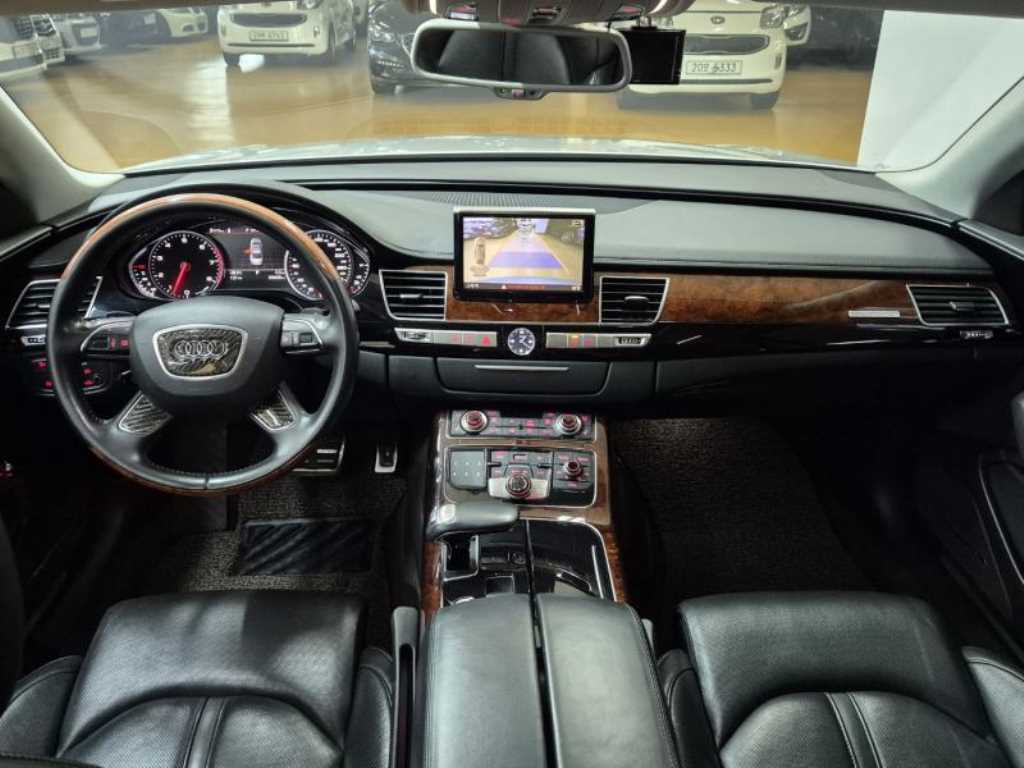 Audi A8 - Vista 8