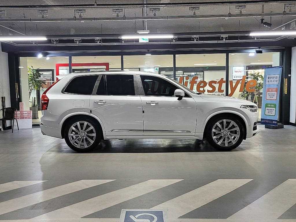 Volvo XC90 - Vista 3