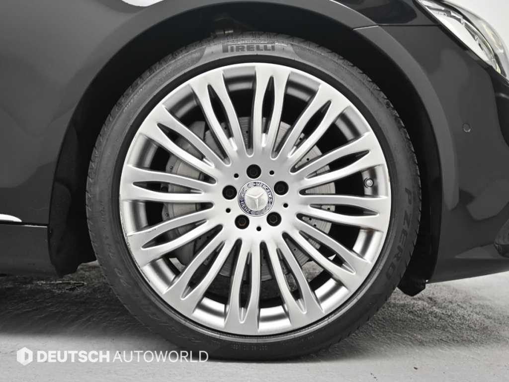 Mercedes Benz S Class - Vista 5