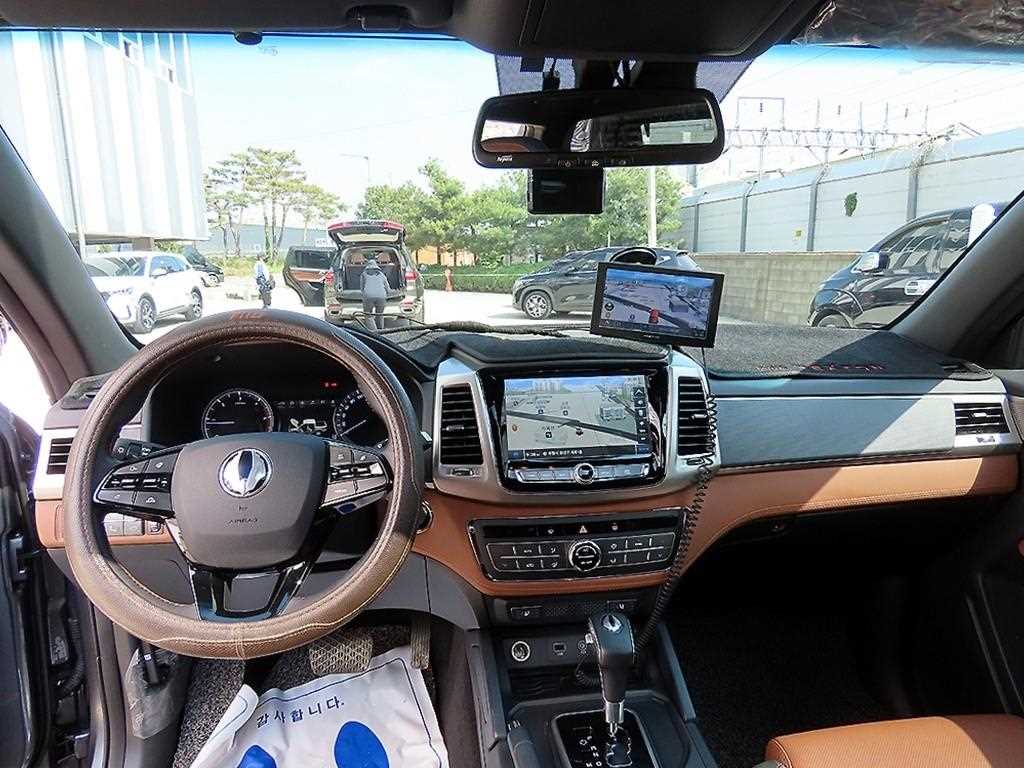 Ssangyong Rexton - Vista 7