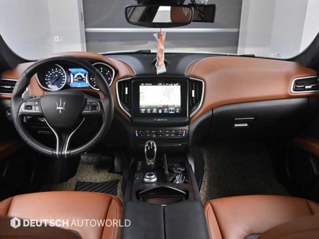 Maserati Ghibli - Vista 7