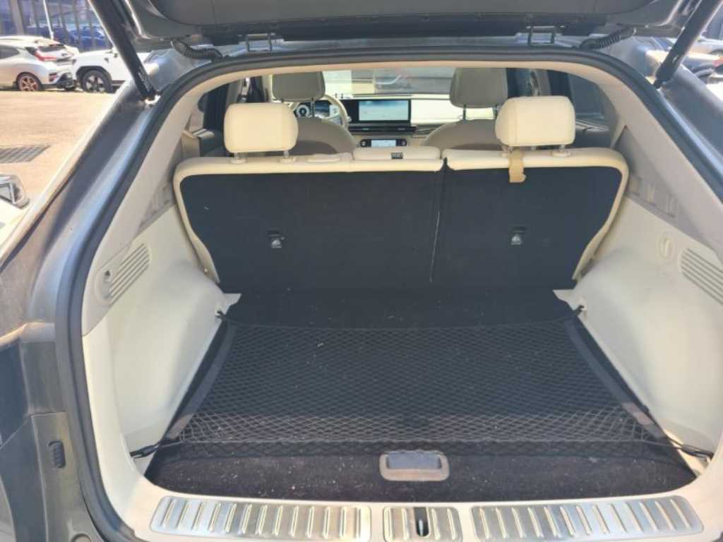 Genesis GV60 - Vista 5