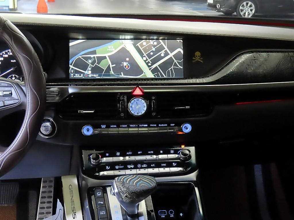 Genesis EQ900 - Vista 11