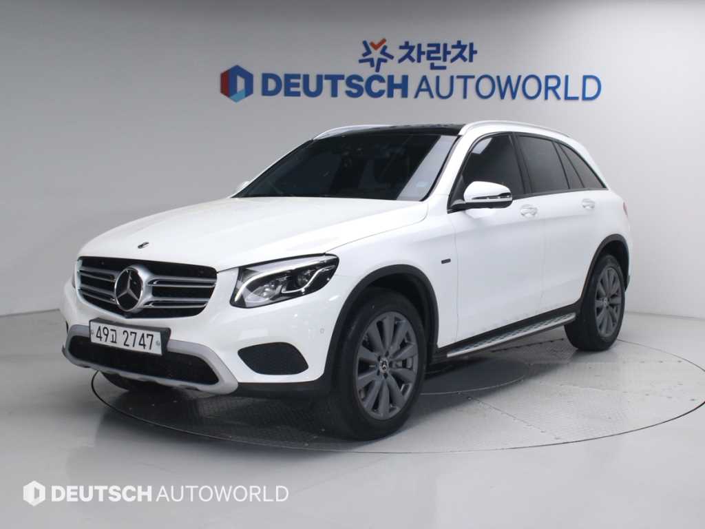 Mercedes Benz GLC Class 2019 Blanco - Importación desde Corea - HF Imports Iquique - Foto 1