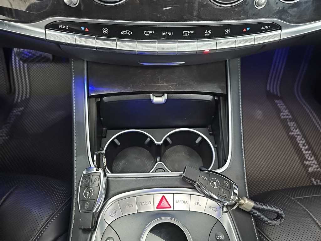 Mercedes Benz S Class - Vista 10