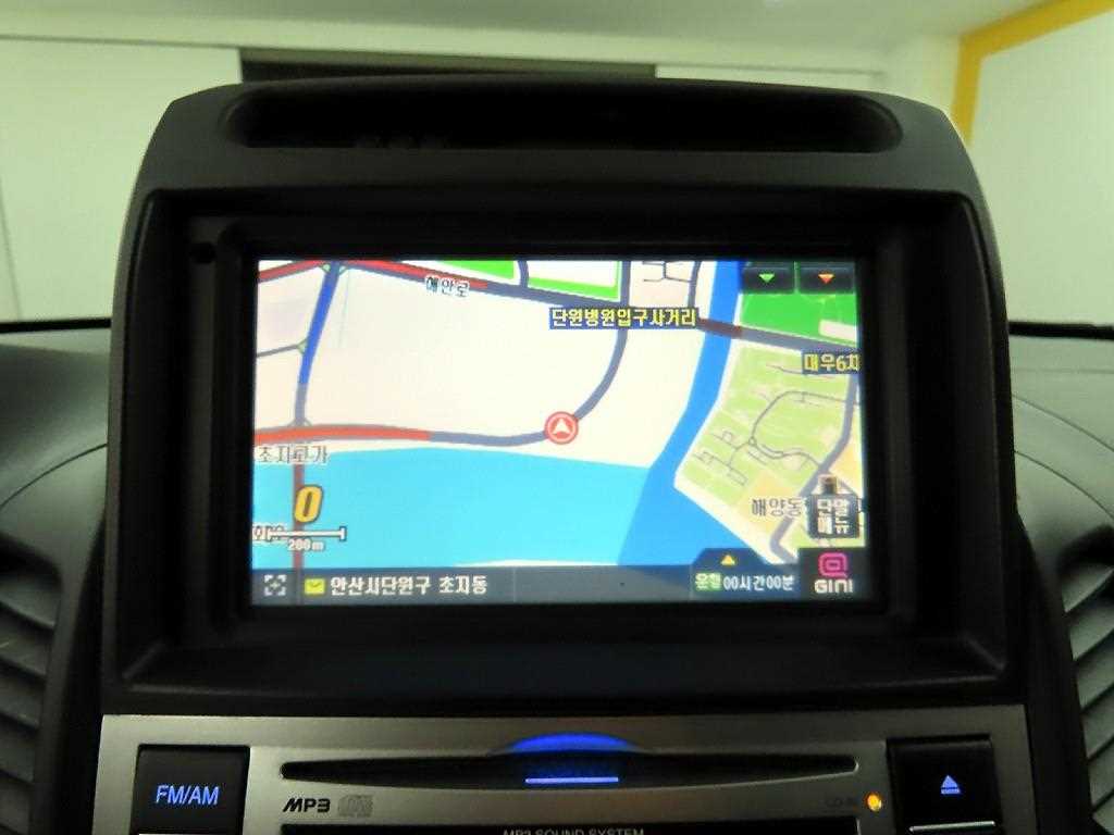 HYUNDAI Santa Fe 2008 Blanco - Importación desde Corea - HF Imports Iquique - Foto 14