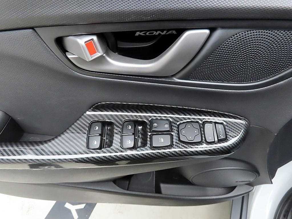 HYUNDAI Kona - Vista 11