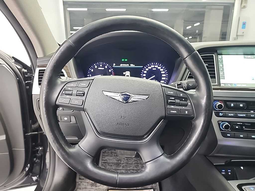 Genesis G80 - Vista 9