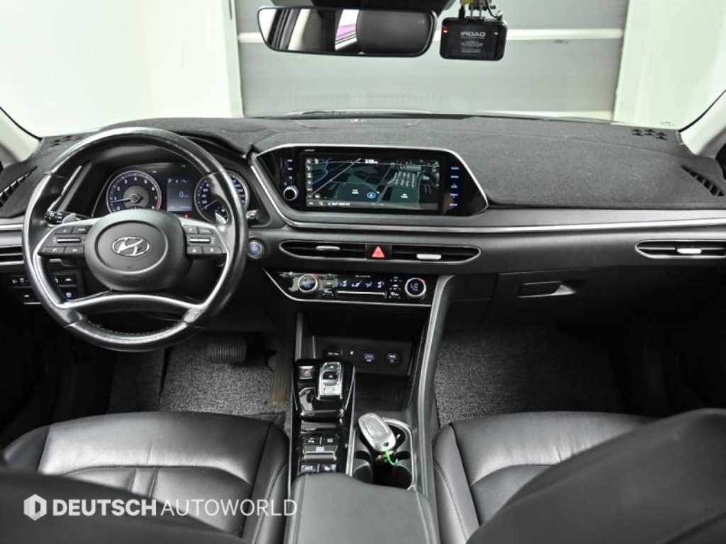 HYUNDAI Sonata - Vista 7