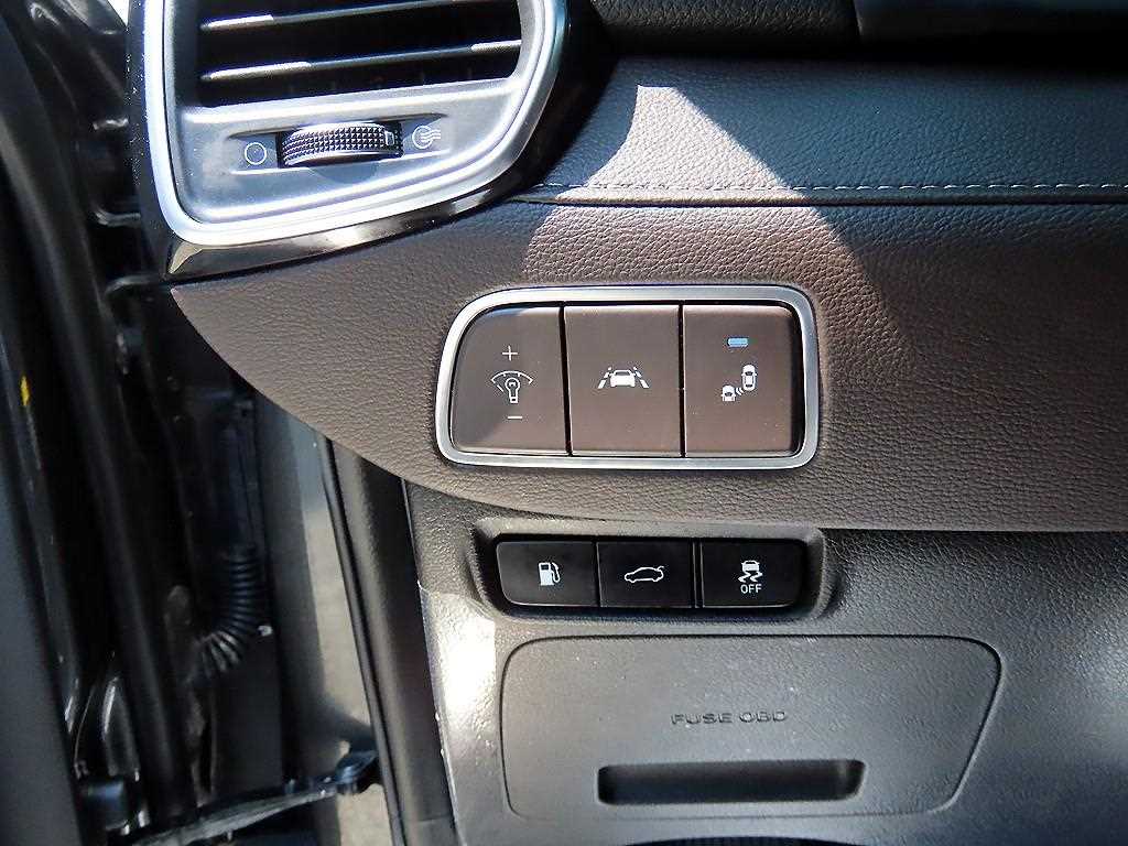 HYUNDAI Grandeur - Vista 12