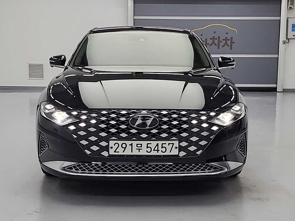 HYUNDAI Grandeur - Vista 2
