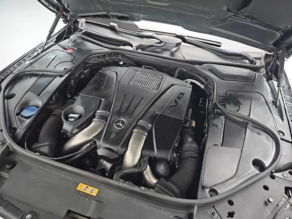 Mercedes Benz S Class - Vista 5