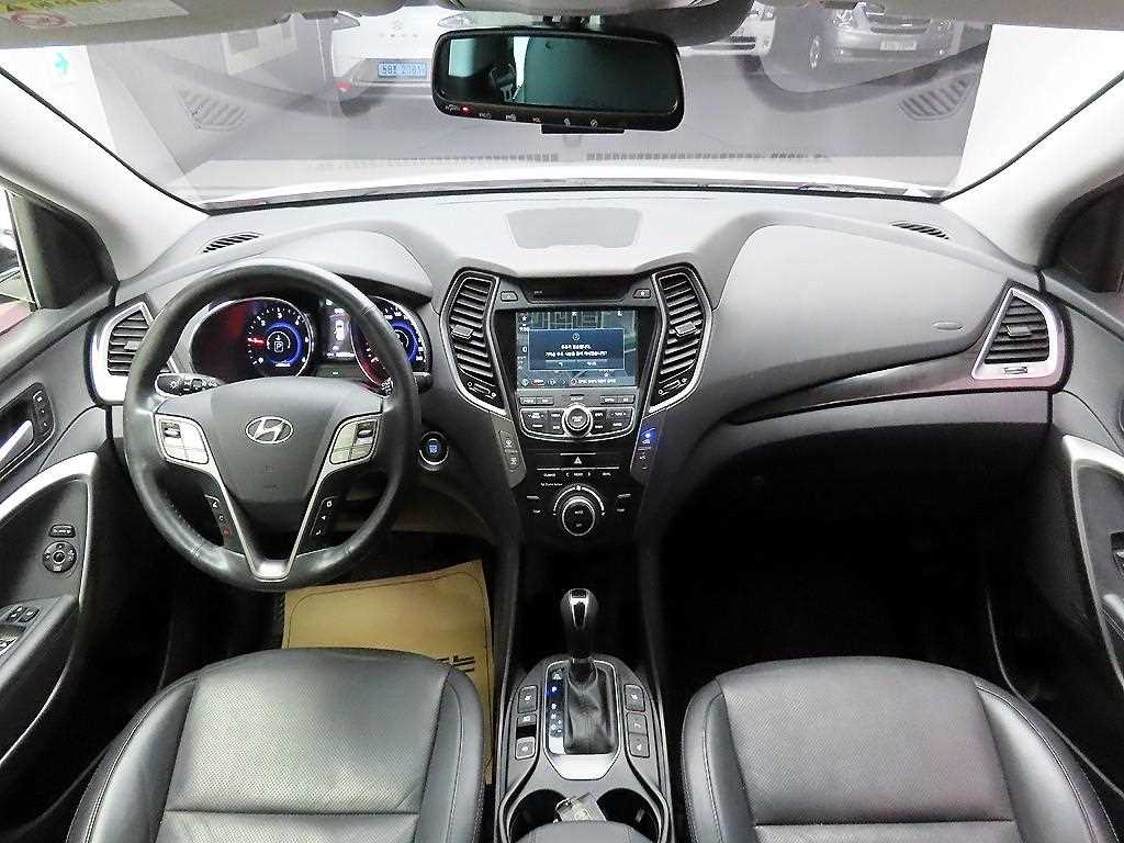 HYUNDAI Santa Fe - Vista 8