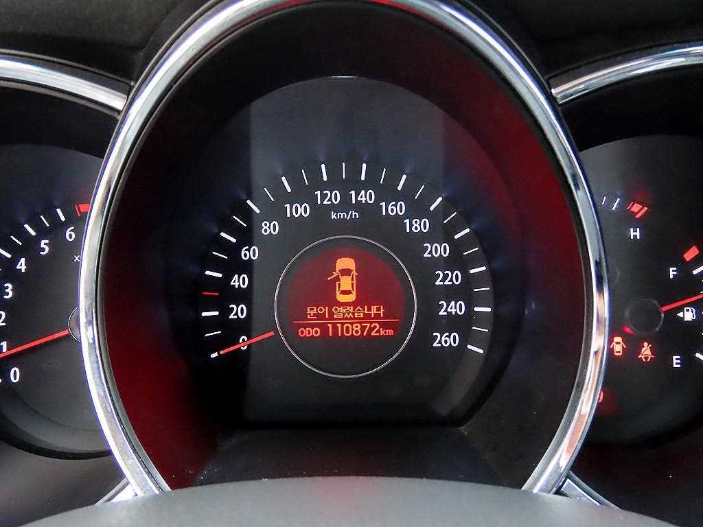 KIA K5 - Vista 9