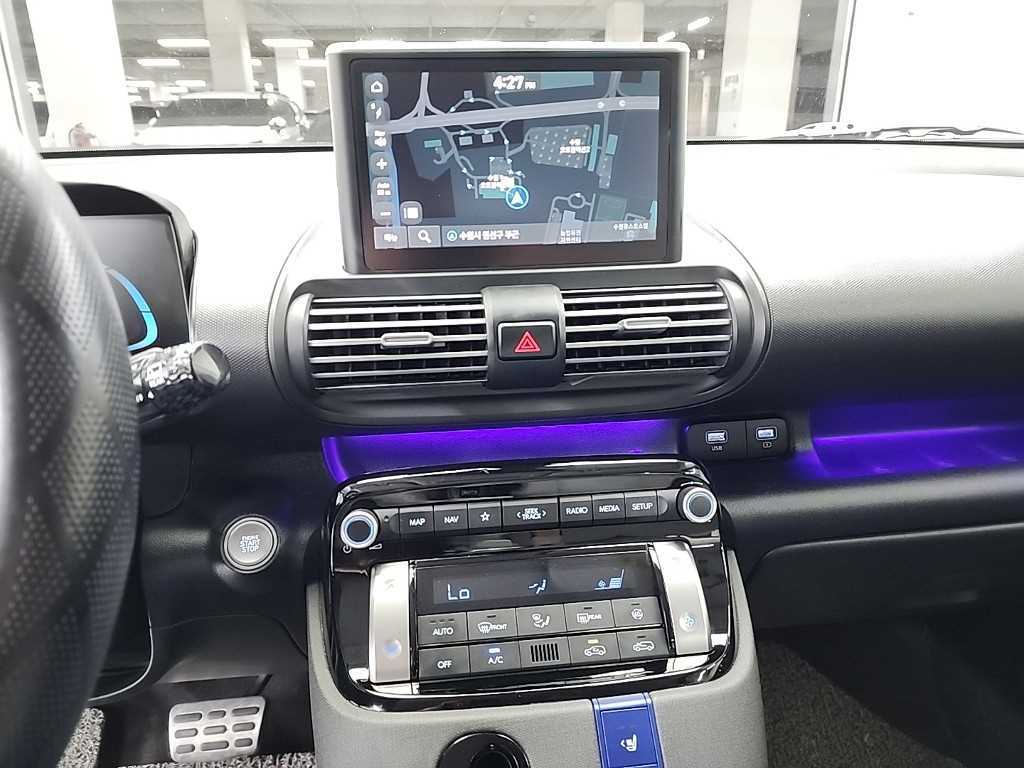 HYUNDAI Casper - Vista 10