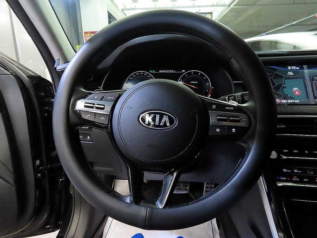 KIA K7 - Vista 8