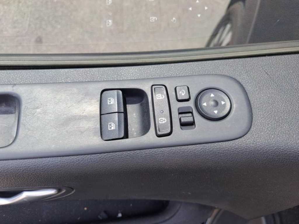 HYUNDAI Staria - Vista 7