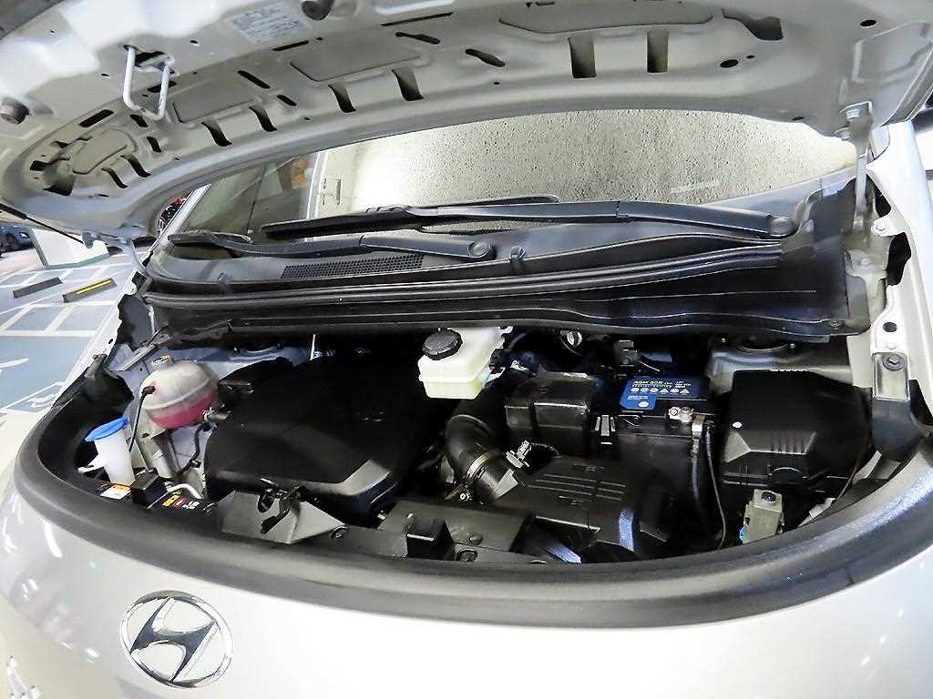 HYUNDAI Staria 2022 Plateado - Importación desde Corea - HF Imports Iquique - Foto 19