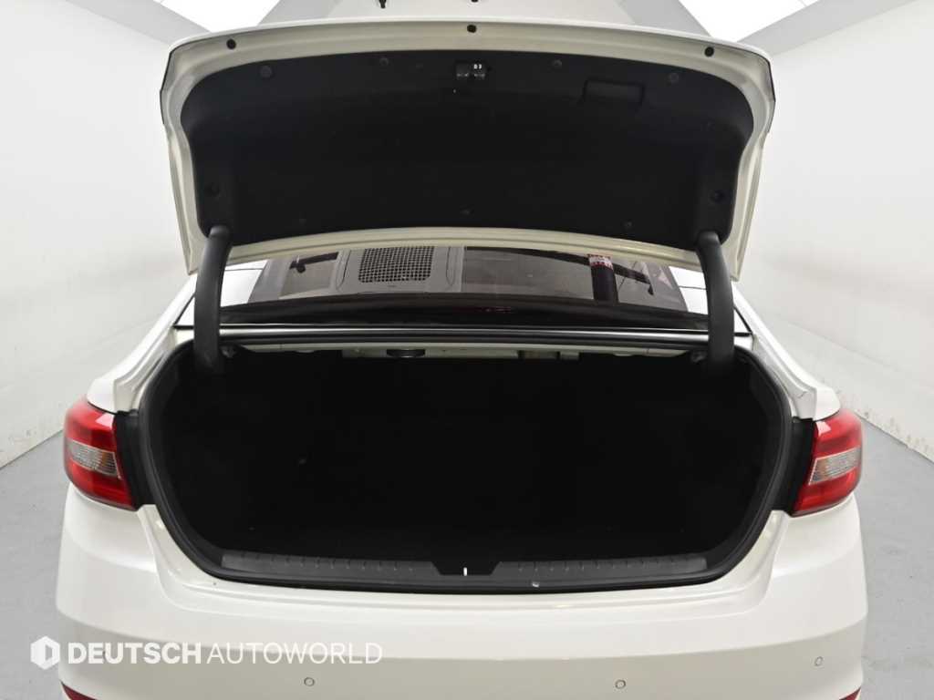 HYUNDAI Sonata 2015 Blanco - Importación desde Corea - HF Imports Iquique - Foto 19