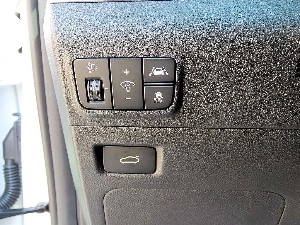 KIA K5 - Vista 12