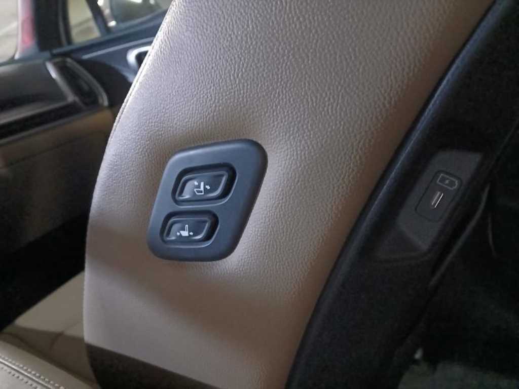 KIA Sorento - Vista 9