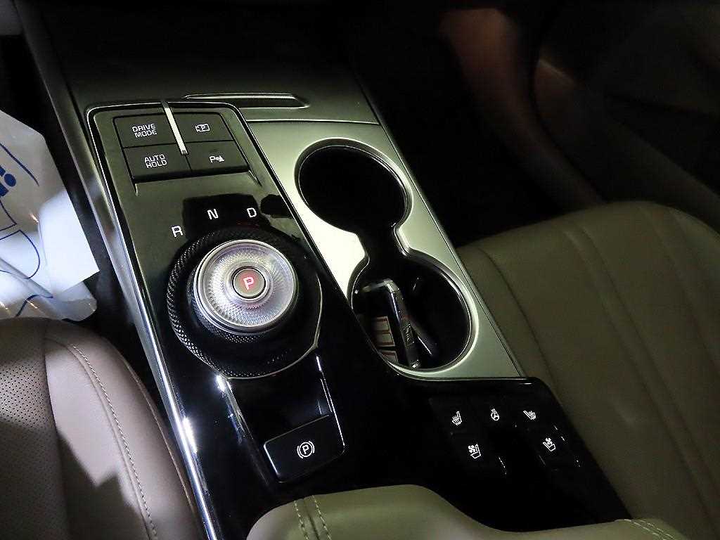 KIA K8 - Vista 12