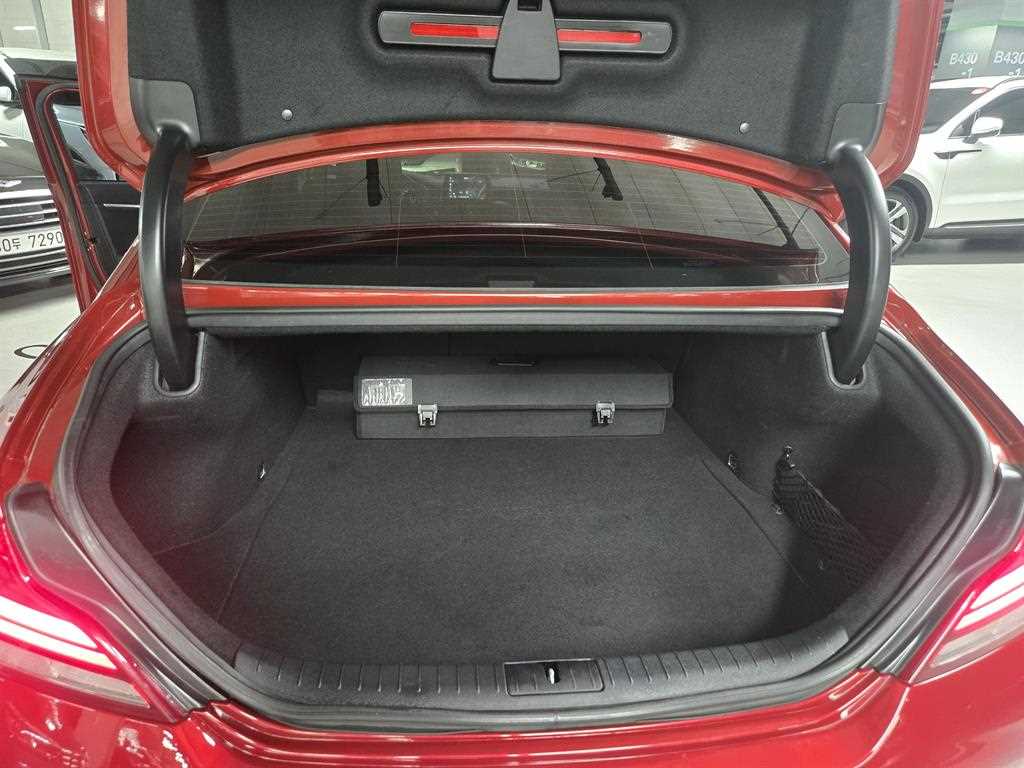 Genesis G70 2019 Rojo - Importación desde Corea - HF Imports Iquique - Foto 18