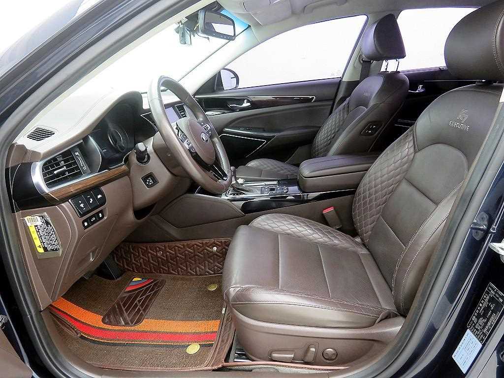 KIA K7 - Vista 6