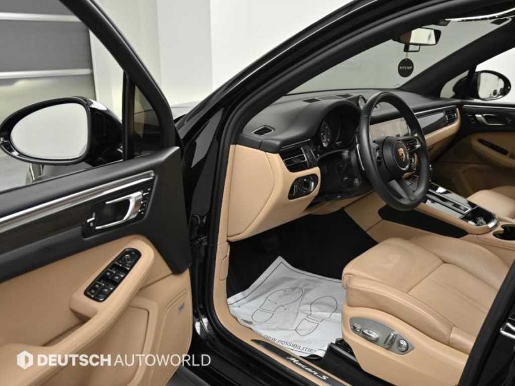 Porsche Macan - Vista 11