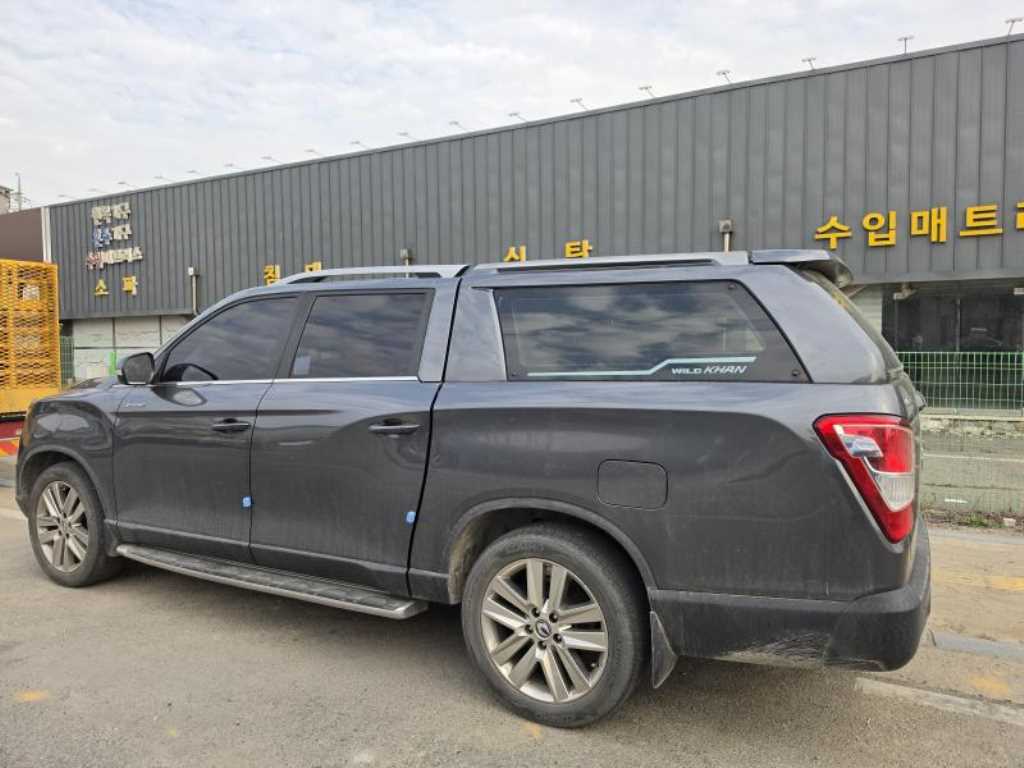 Ssangyong Rexton - Vista 3