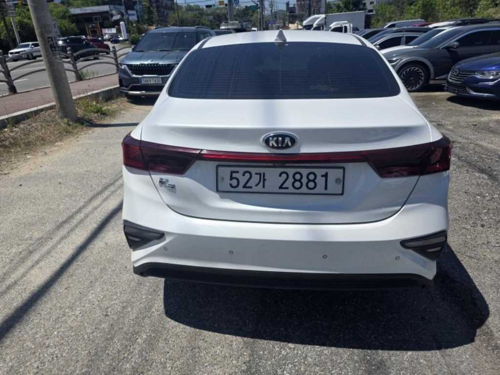 KIA K3 - Vista 4