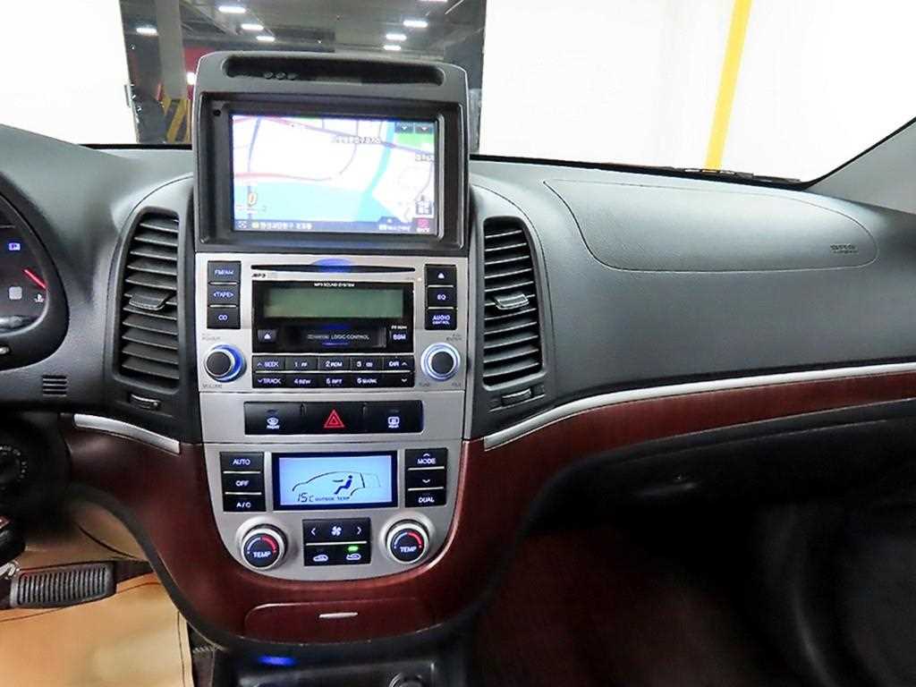 HYUNDAI Santa Fe 2008 Blanco - Importación desde Corea - HF Imports Iquique - Foto 13