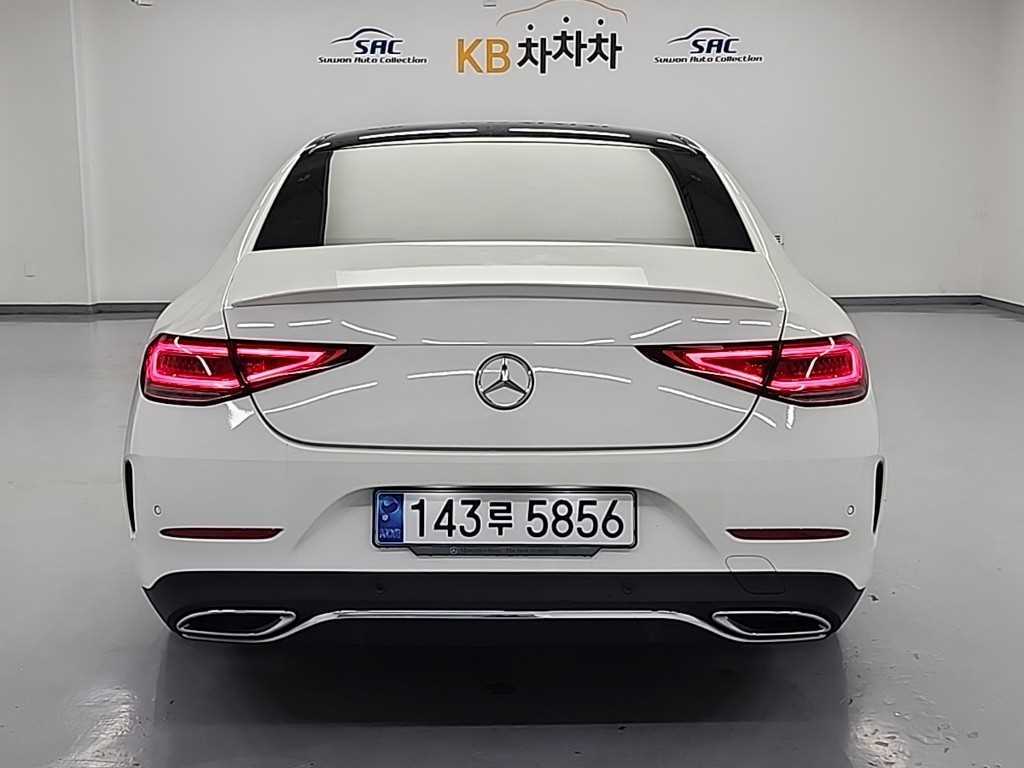 Mercedes Benz CLS Class - Vista 3