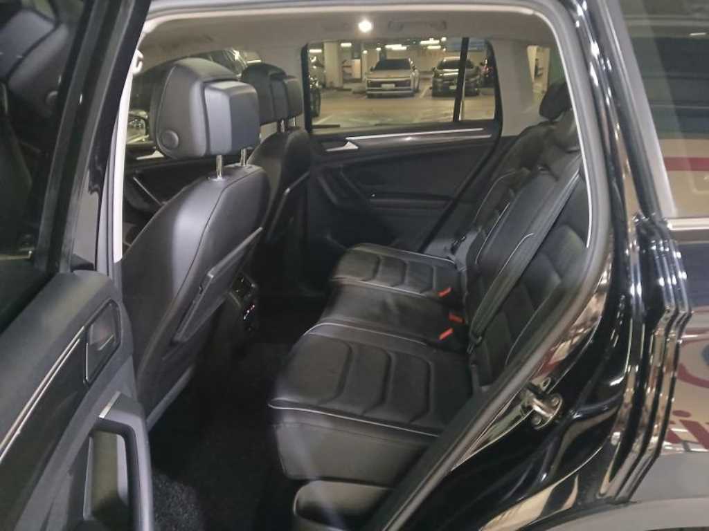 Volkswagen Tiguan - Vista 7