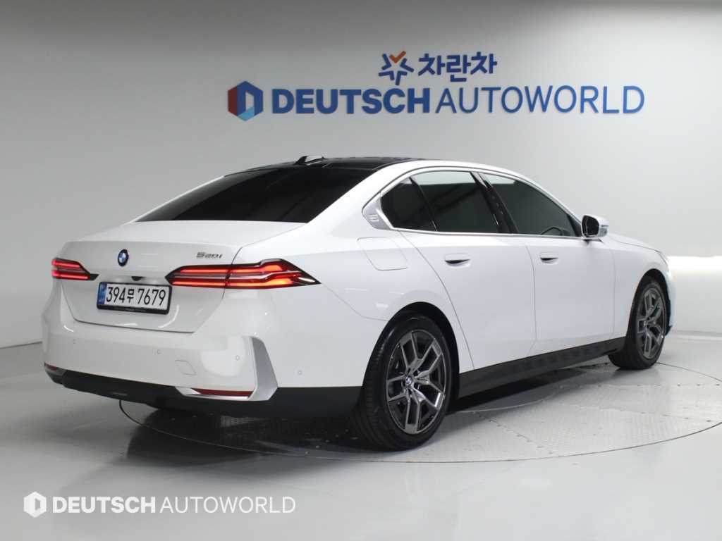 BMW 5 Series - Vista 2