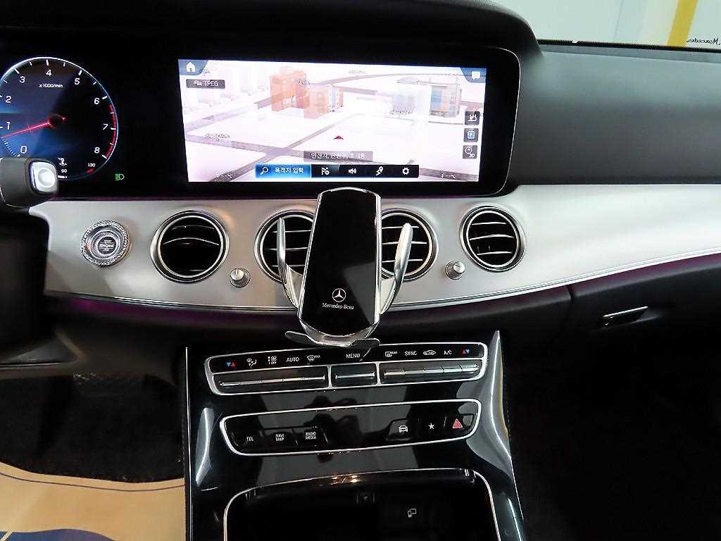 Mercedes Benz E class 2021 Negro - Importación desde Corea - HF Imports Iquique - Foto 14