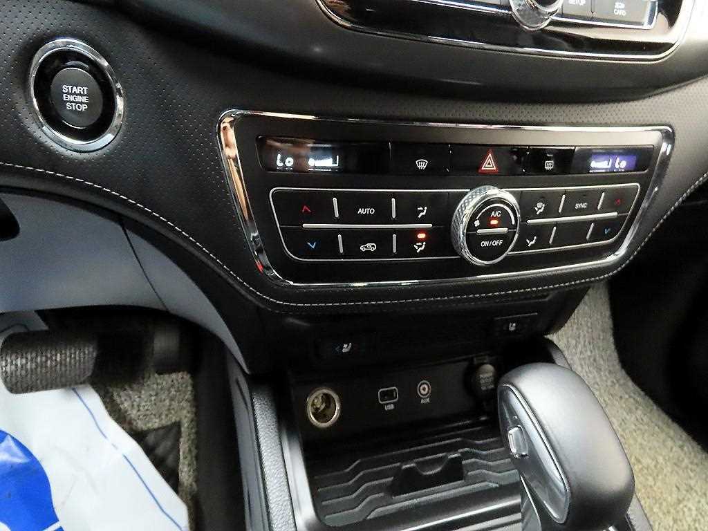 Ssangyong Rexton 2021 Rojo - Importación desde Corea - HF Imports Iquique - Foto 15