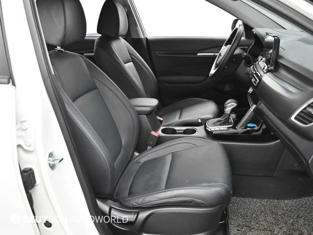 KIA Seltos - Vista 10